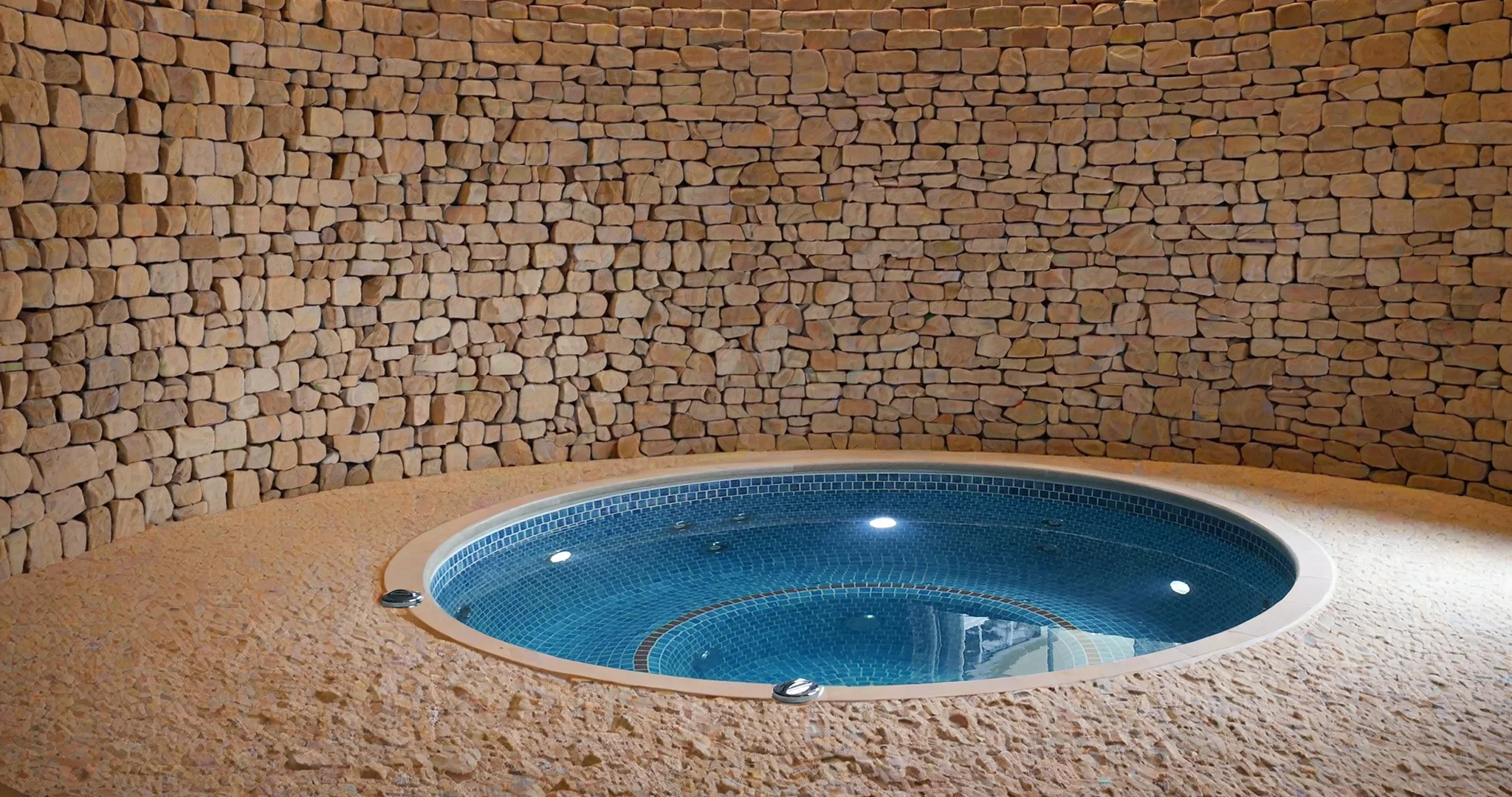 Spa Tiled 190 - Preti France